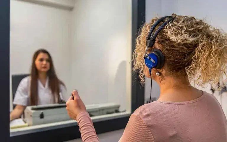 audiometria-tonale-audologica-viterbo-apparecchi-acustici